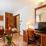 Gasthof Apartment Villa Lavandula - Swimming Pool View 4*